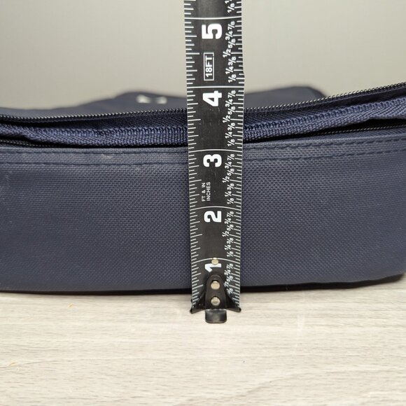 Pampered Chef Navy Blue Insulated Casserole Stoneware Carrying Tote w/Handles - Picture 13 of 13